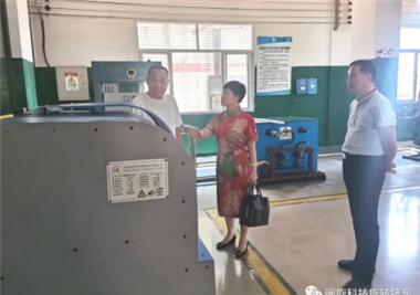 Li Hongting, Director of Nan'an Science and Technology Bureau, and his entourage visited Minxuan Technology for inspection and guidance